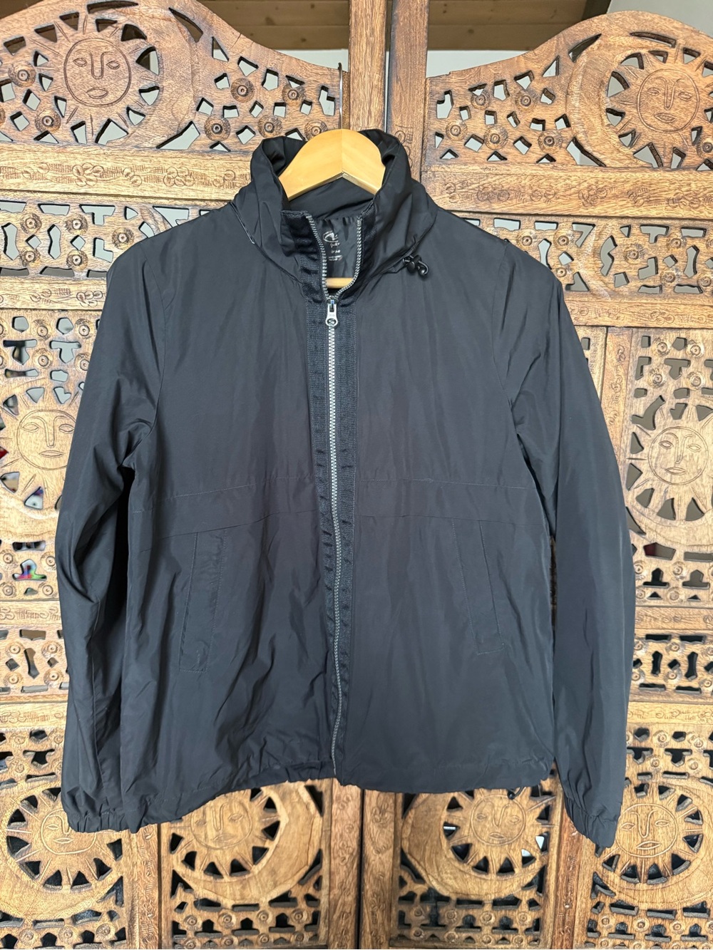 Athletic Works Black Lightweight Hooded Windbreaker Women’s S 4-6